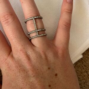 Sparkle fashion ring